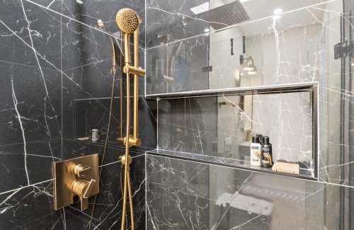 Le Droit Park Apartamento | 3-Bedroom Home with Rooftop Deck & Washer & Dryer, Near Shaw