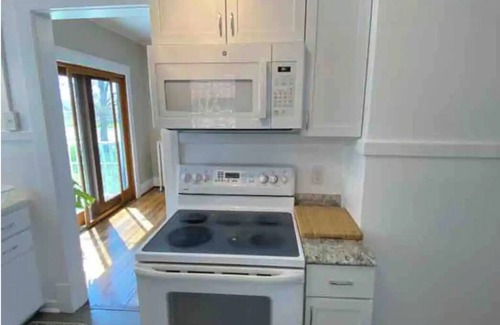 Niagara Falls Casa | 3-bedroom house 5 min to Falls & park