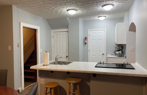 Old North Columbus Casa | 3 Bedroom House, Central Columbus, convenient to Ohio State Campus
