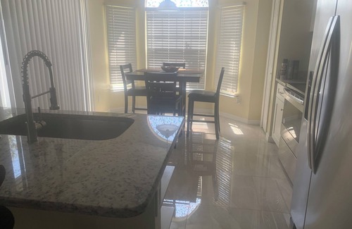 Fairvilla Casa | 3-bedroom house in awesome Orlando with AC, WiFi