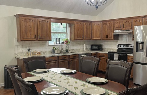 Ringgold Casa | 3-bedroom house in beautiful Ringgold with WiFi, AC. Start your getaway now