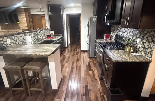 Wauwatosa Casa | 3-bedroom house in brilliant Wauwatosa with Peace of Mind and Near Attractions