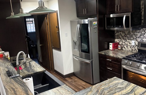 Wauwatosa Casa | 3-bedroom house in brilliant Wauwatosa with Peace of Mind and Near Attractions