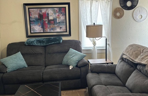 MacArthur Casa | 3-bedroom house in charming Beckley