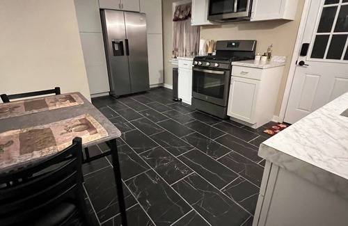 Bellevue Casa | 3-bedroom house in fabulous Pittsburgh with AC, WiFi