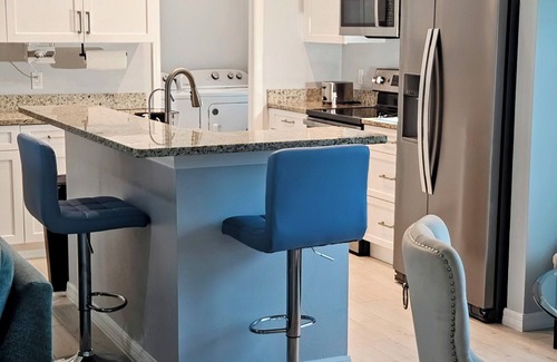 Mid Island Casa | 3-bedroom house in fantastic Fort Myers Beach with AC