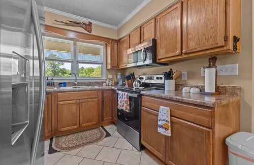 Cape Fear Casa | 3-bedroom house in fabulous Eastover with WIFI, all you need is your clothes!