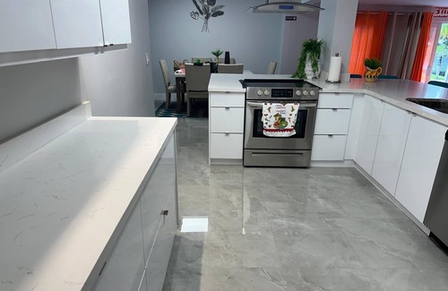 Margate Casa | 3-bedroom house in fantastic Margate with AC, WiFi