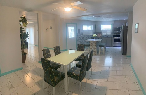 Eight Lakes Casa | 3-bedroom house in nice Cape Coral with AC, WiFi