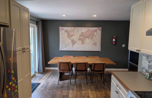 Green Mountain Casa | 3-bedroom house in tranquil Lakewood with WiFi, AC, and salt water hot tub.