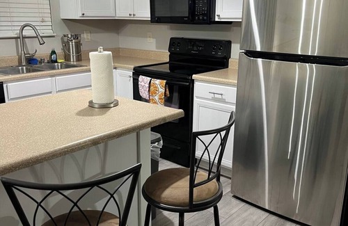 Independence Casa | 3-bedroom house in charming Independence, KY with AC, WiFi. Enjoy your stay