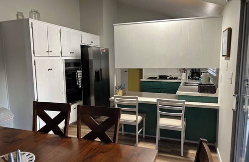 Ventura County Casa | 3-bedroom house in Santa Paula. Private back yard BBQ's and park nearby.