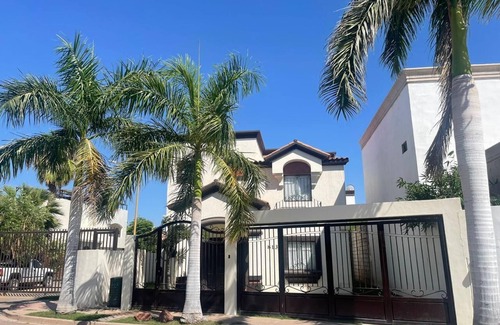 Ciudad Obregón Casa | 3-bedroom house in enjoyable Ciudad Obregón with WiFi, AC