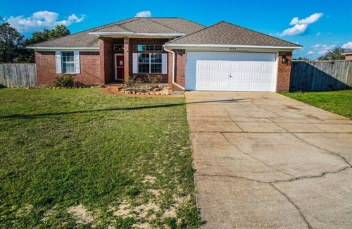 Gulf Breeze Casa | 3-bedroom house with WiFi, AC in fabulous Gulf Breeze