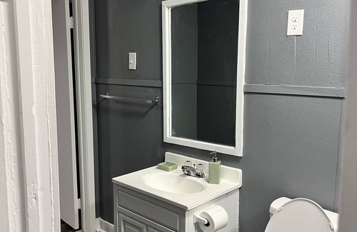 Sunshine Casa | 3-bedroom house with AC, WiFi in Plaquemine / CONTRACTOR FRIENDLY