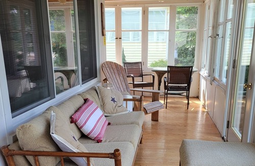 Macatawa Casa | 4 habitaciones en Holland MI