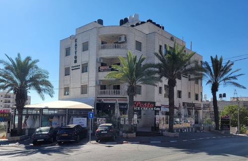 Ramallah Apartamento | 3 Bedroom Kattom Furnished Apartments 15, Ramallah, Prime Location