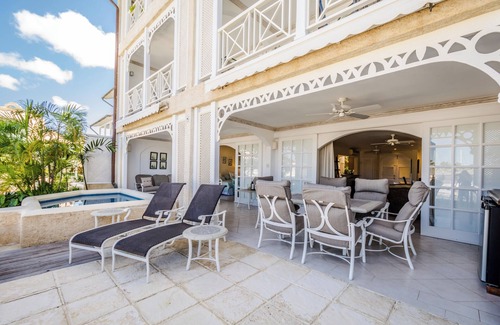 Saint Peter Parish Apartamento | 3 Bedroom Lagoon Front Apartment