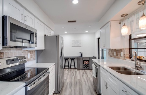 Winter Haven Casa | 3-Bedroom Lake House Minutes from LegoLand & Peppa Pig Park!