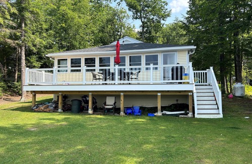 Gilmanton Casa | 3 Bedroom Lakefront Cottage on Shellcamp Lake, Gilmanton NH