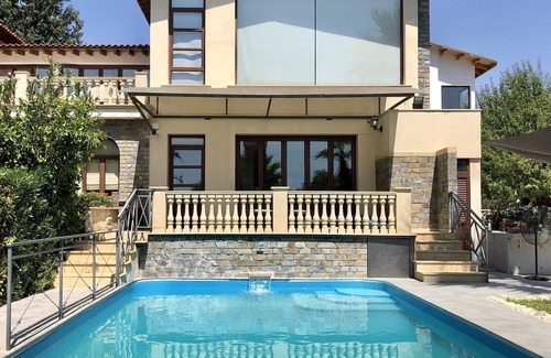 Koloni Villa | Villa de lujo de 3 dormitorios con piscina privada