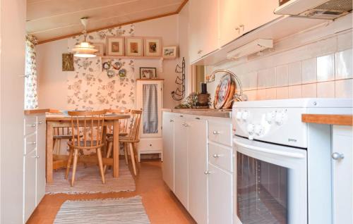 Torhamn Casa | 3 Bedroom Lovely Home In Torhamn