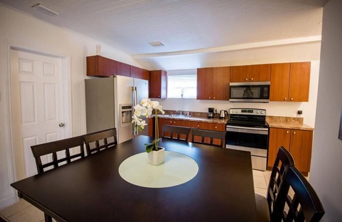 Miami Shores Casa | 3 Bedroom Miami Home 15 Minutes to the Beach