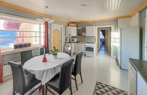 Ringsaker Apartamento | Bonito apartamento de 3 dormitorios en.