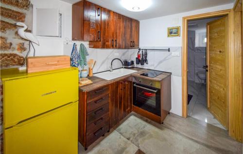 Karlobag Casa | 3 Bedroom Nice Home In Karlobag