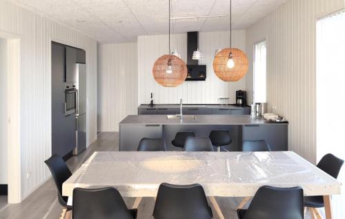 Hjarbæk Casa | 3 Bedroom Nice Home In Løgstrup