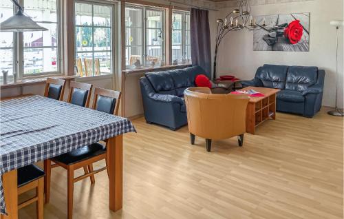 Flattinge Casa | 3 Bedroom Nice Home In Vittaryd