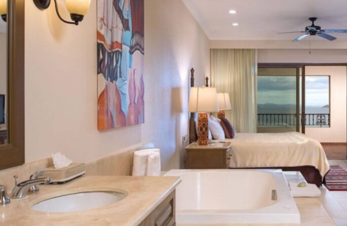 El Marasal Casa | 3-bedroom ocean view at Villa Del Palmar Loreto