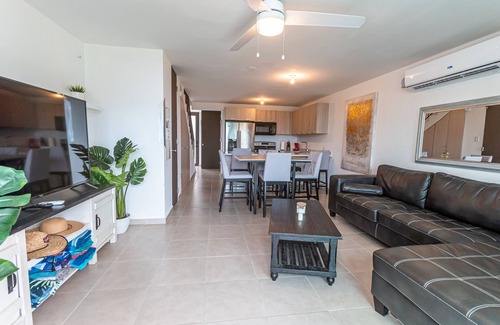 Bajura Casa | 3 Bedroom Oceanfront Beach House