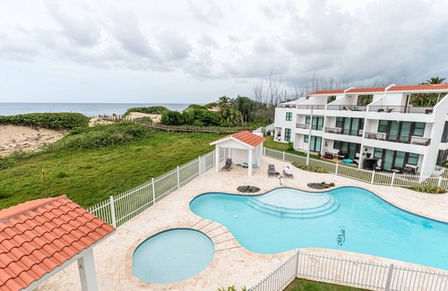Bajura Casa | 3 Bedroom Oceanfront Beach House