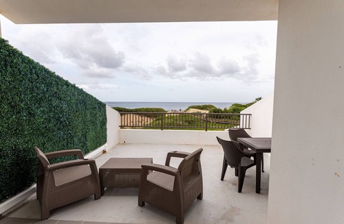 Bajura Casa | 3 Bedroom Oceanfront Beach House