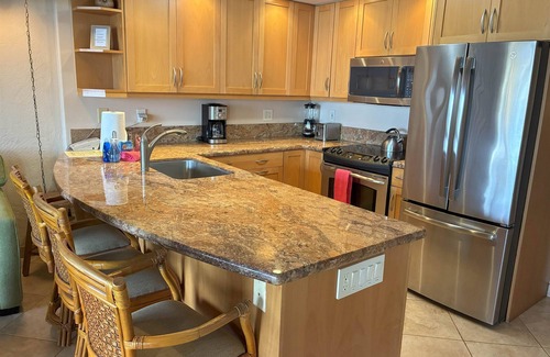 Honokowai Complejo | 3-bedroom Papakea resort in enchanting Lahaina adjacent to Kaanapali with AC