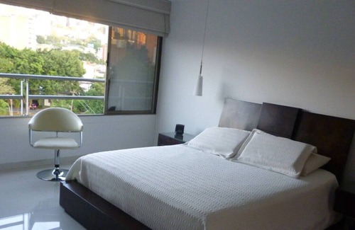 Patio Bonito Apartamento | ATICO DE 3 DORMITORIOS EN PATIO BONITO-MEDELLIN- MEJOR UBICACIÓN PARA TURISTAS