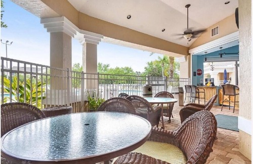 Windsor Palms Condominio | 3 Bedroom Resort Style Condo, 3 Miles to Disney!n