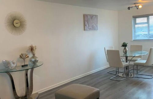 Killingbeck Casa | 3 Bedroom serviced accommodation in Leeds