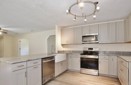St. Cloud Apartamento | 3 Bedroom Single family 418780 by Houzlet
