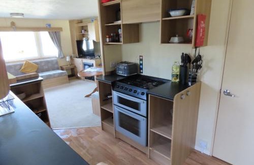 Aberystwyth Casa | 3 bedroom static caravan with sea view in Clarach Bay Holiday Village Abi horizon