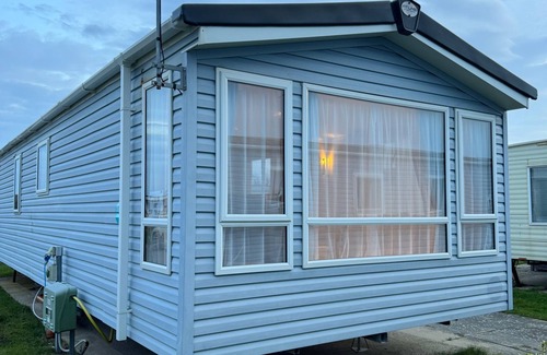 Rhyl Chalet De Esquí | 3 Bedroom Stunning Caravan Justin
