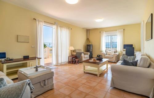Coin Casa | 3 Bedroom Stunning Home In Coin