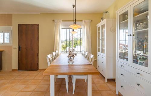 Coin Casa | 3 Bedroom Stunning Home In Coin