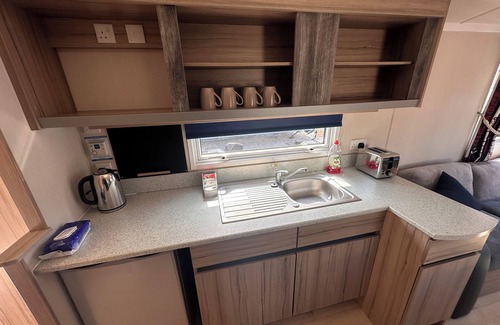 Glasgow Casa | 3-Bedroom Swift Caravan, Glasgow