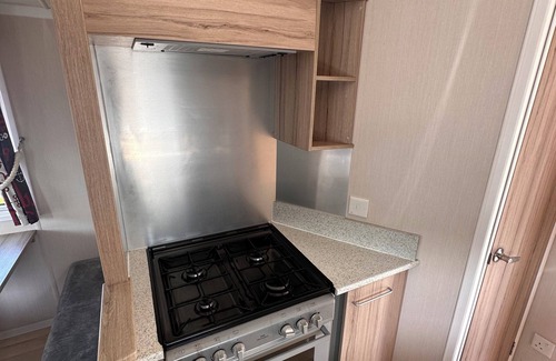 Glasgow Casa | 3-Bedroom Swift Caravan, Glasgow