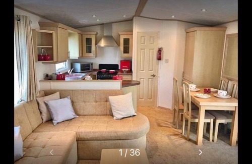 Heacham Chalet De Esquí | 3 Bedroom unit with Ramp Access linen included