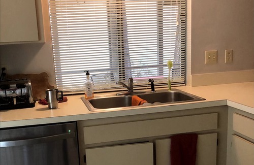 St. Simons Island Villa | 3 Bedroom Villa/Golf-Beaches w/Pool access