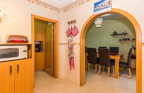 Manta Rota Chalet De Esquí | Vivienda V3 con Patio y WIFI by AlgarveManta (55V3)