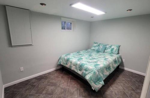 Wheaton Casa | 3 bedroom w indoor pool hotub